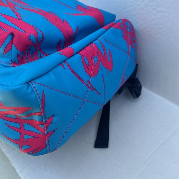 New GUESS Unisex Multicolor Backpack - Picture 9 of 9